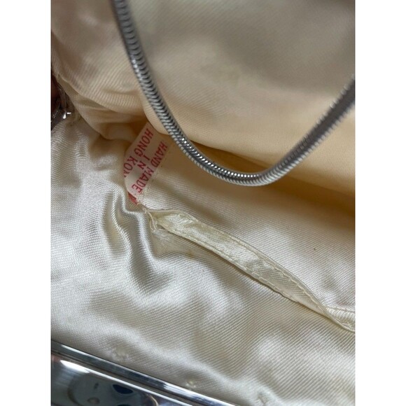 Vintage Ivory white All Beaded Top Handle Bag With Mother Of Pearl Detailing - Picture 13 of 16
